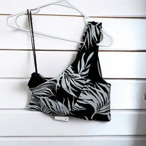 NWT Zara Women's L Cropped Asymmetrical Black and White Floral Tank Top